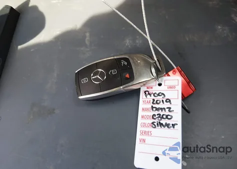 2019 Mercedes-Benz C 300 from USA, damaged, VIN 55SWF8DB4KU321769